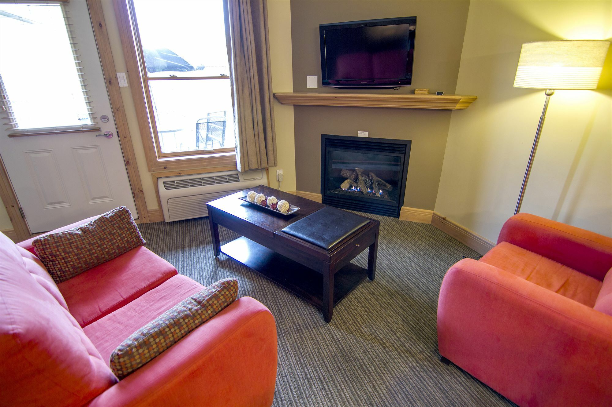 Suites De La Gare - Location Adp Mont-Tremblant Exterior foto